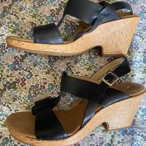 Size 10 Clarks Wedge Sandal
